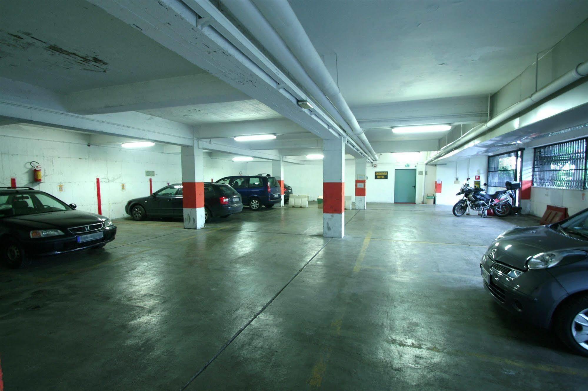 Ai Ronchi Motor Hotel Brescia Exterior photo
